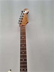 FENDER STRATOCASTER (MEXICO)